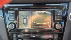 Nissan Qashqai 1.3 DiG-T N-Connecta 5dr [Glass Roof Pack] Petrol Hatchback